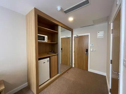 Western Northfields Ealing Hotel
